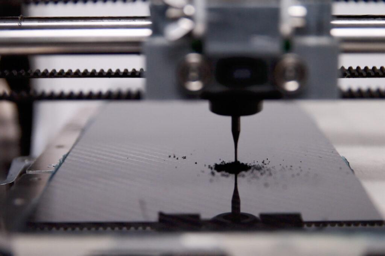 CNC炭素繊維とは何ですか？なぜ現代の製造に革命をもたらすのですか？